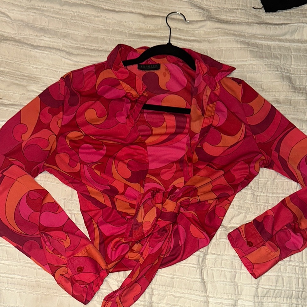 Vintage express  Vibrant Pink and Red Patterned Tie-Front Blouse